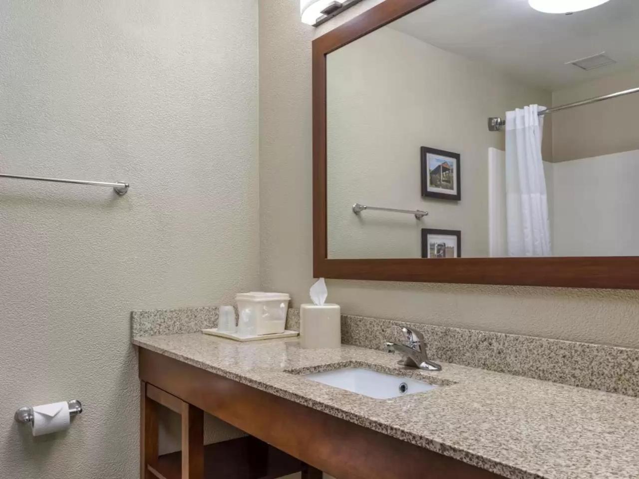 Comfort Inn Duncansville - Altoona Εξωτερικό φωτογραφία